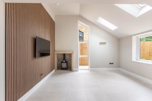 Photo 10- click for photo gallery